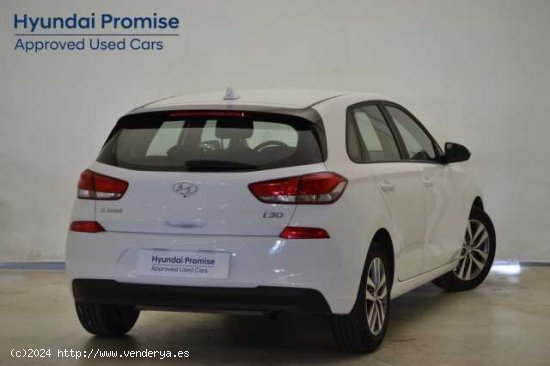 Hyundai i30 ( 1.5 DPI Klass SLX 110 )  - Santiago de Compostela