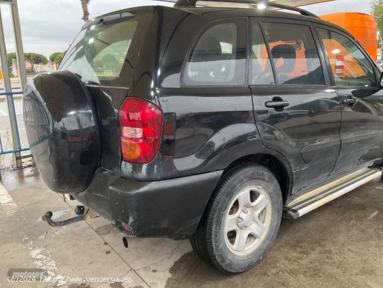 Toyota RAV 4 8990 de 2003 con 150.691 Km por 8.990 EUR. en Tarragona