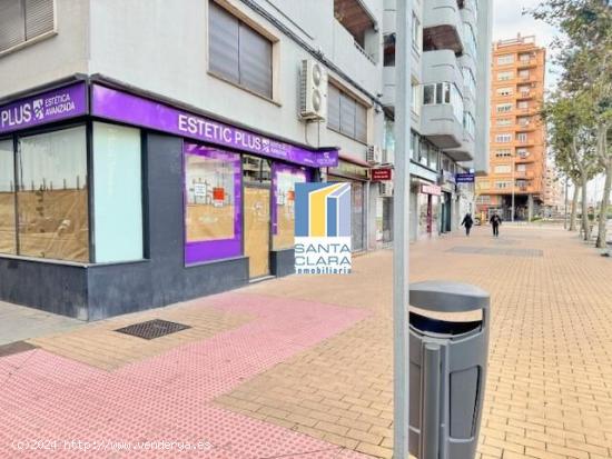 LOCAL COMERCIAL EN ALQUILER JUNTO A LAS TRES CRUCES, ZAMORA. - ZAMORA