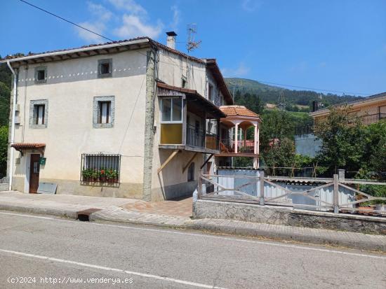 SE VENDE CASA DE PIEDRA ADOSADA EN RAMALES DE LA VICTORIA (CANTABRIA) - CANTABRIA