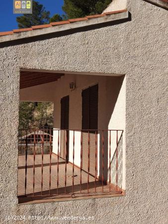 Parcela con casita en Sella - ALICANTE