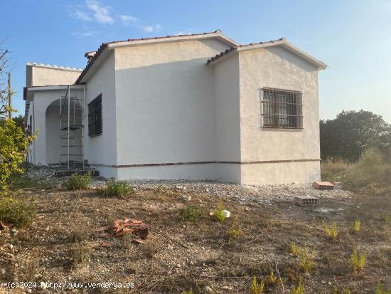 FINCA RUSTICA CON 33.000 M2 DE PARCELA Y 2 CASAS PARA REFORMAR - BARCELONA