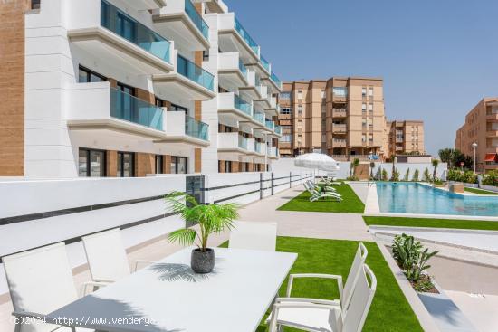 APARTAMENTO EN EL CENTRO - GUARDAMAR DEL SEGURA - ALICANTE