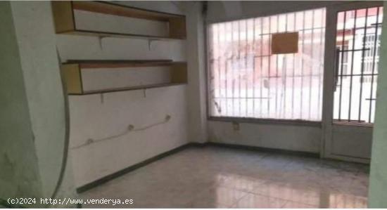 OPORTUNIDAD LOCAL COMERCIAL EN EL CENTRO DE GANDIA - VALENCIA