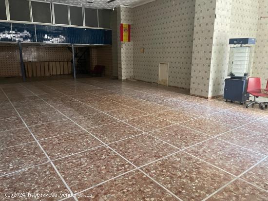  LOCAL COMERCIAL EN CASCO ANTIGUO - MURCIA 