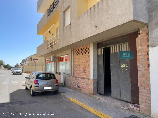 Local comercial en venta en Brenes - SEVILLA