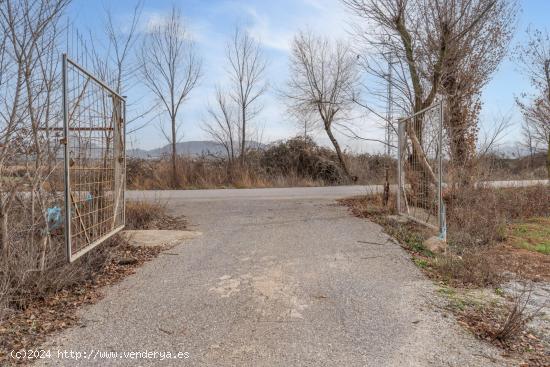 Finca rústica de regadío en Albolote - GRANADA