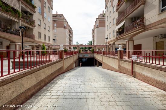 En venta una plaza de garaje en Villarejo. - GRANADA