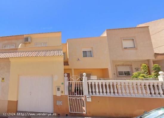  Se Vende en Huercal de Almeria - ALMERIA 