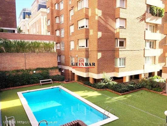 EXCLUSIVA VIVIENDA CON ZONA COMUNITARIA, PISCINA Y PARQUE INFANTIL - BARCELONA