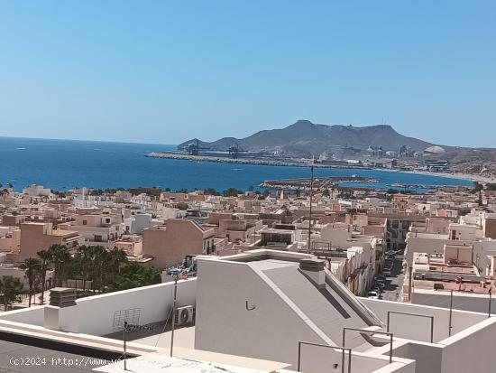 DUPLEX EN PLAYA CARBONERAS, ALMERIA - ALMERIA