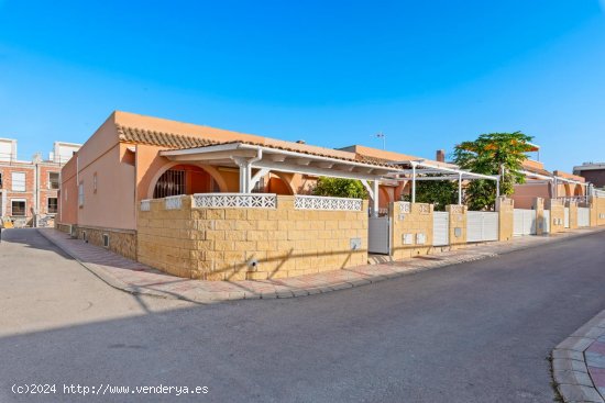  Villa en venta en Santa Pola (Alicante) 