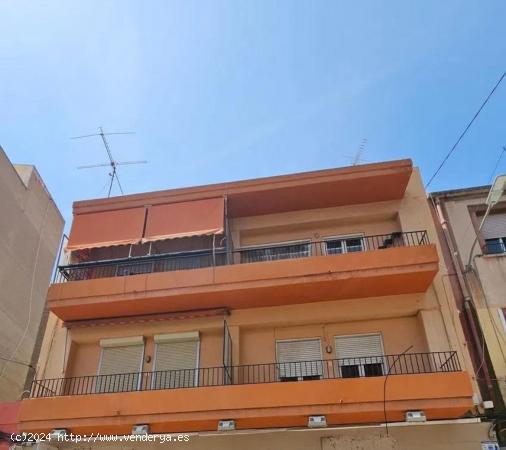  VENTA PISO 3 HABITACIONES EN CAROLINAS BAJAS - ALICANTE 