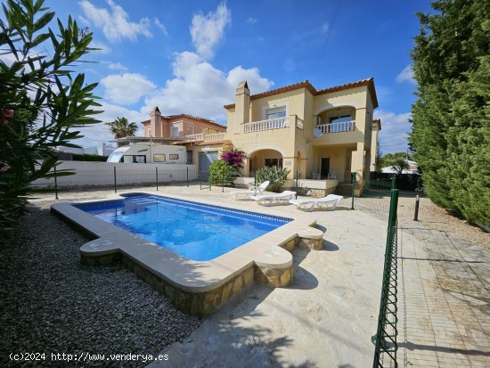 Villa en venta en L Ametlla de Mar (Tarragona)