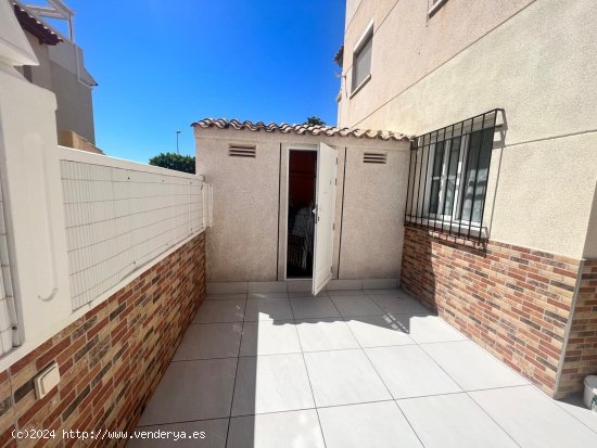 Bungalow en venta en Orihuela (Alicante)