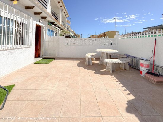 Bungalow en venta en Torrevieja (Alicante)