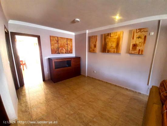 Duplex con tres dormitorios y dos baños en Puerto Lumbreras, de grandes dimensiones - MURCIA