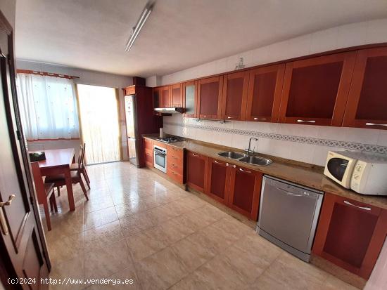 Duplex con tres dormitorios y dos baños en Puerto Lumbreras, de grandes dimensiones - MURCIA