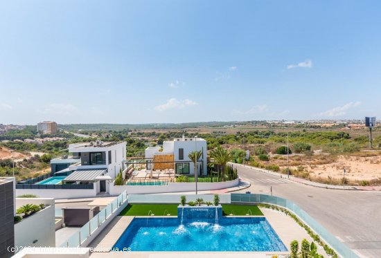 Villa en venta a estrenar en Orihuela (Alicante)