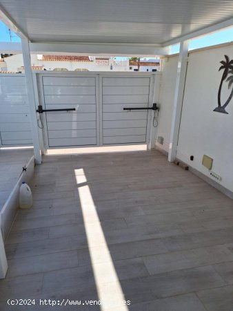 Villa en venta en Torrevieja (Alicante)