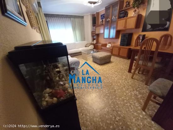  INMOBILIARIA LA MANCHA VENDE PISO EN LUIS BADÍA - ALBACETE 