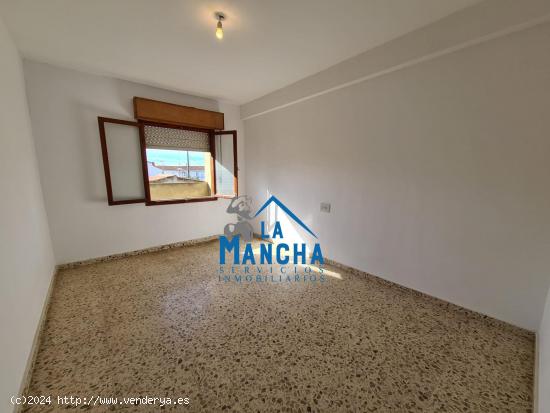  INMOBILIARIA LA MANCHA VENDE CASA EN EL SALOBRAL - ALBACETE 