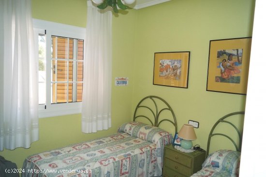 Bungalow en venta en Torrevieja (Alicante)