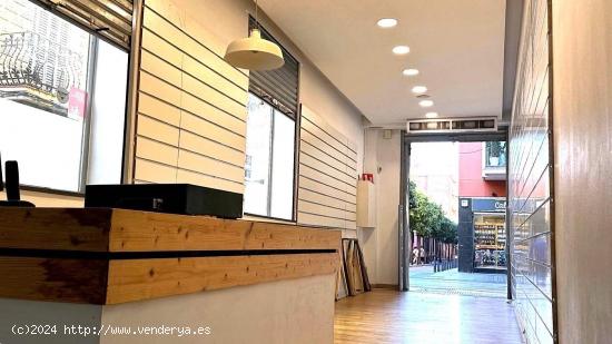 ALQUILER DE LOCAL EN ESQUINA DE 1 PUERTA Y 2 VENTANALES EN CALLE GRAN SANT ANDREU 145 - BARCELONA