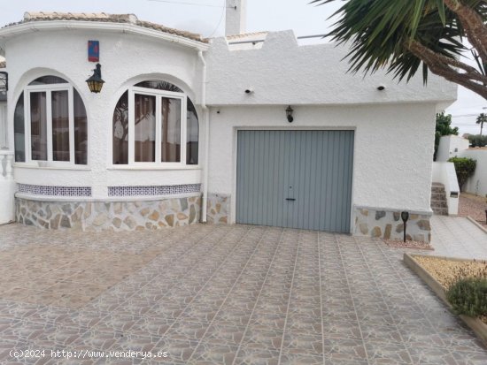 Casa en venta en Torrevieja (Alicante)