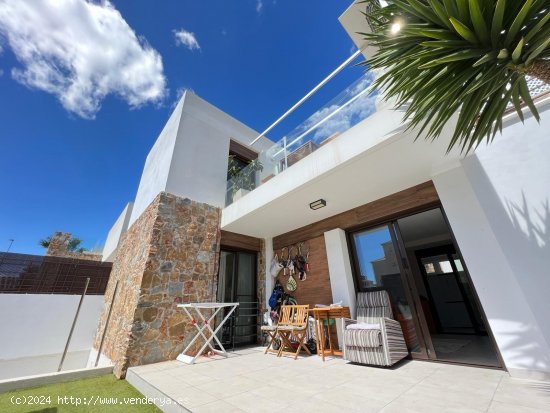  Villa en venta en Orihuela (Alicante) 