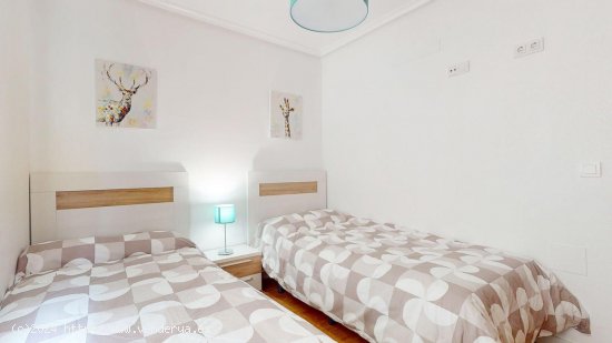 Casa en venta en San Miguel de Salinas (Alicante)