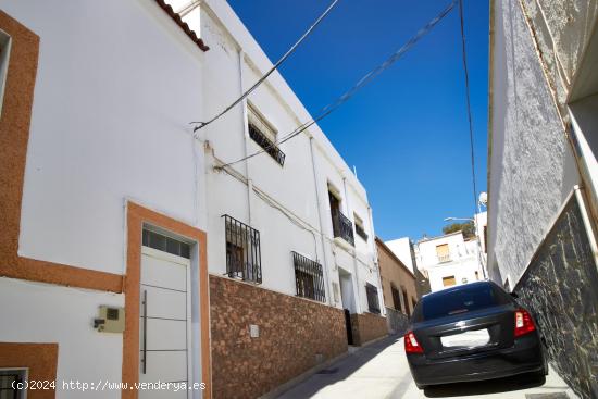 Casa en Macael - ALMERIA