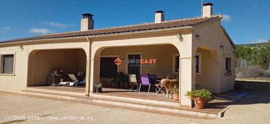  Se vende Chalet en Bocairent-Banyeres - VALENCIA 