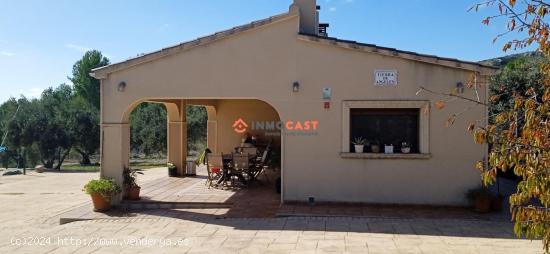 Se vende Chalet en Bocairent-Banyeres - VALENCIA