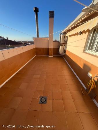 ESPECTACULAR TRIPLEX EN URBANIZACION MONTEGRANDE - MURCIA