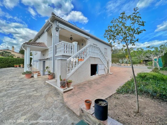 Chalet / Torre en venta  en Castellet i la Gornal - Barcelona