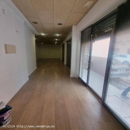 Local comercial en venta  en Sabadell - Barcelona