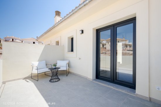 Casa-Chalet de Obra Nueva en Venta en Port De Manacor Baleares