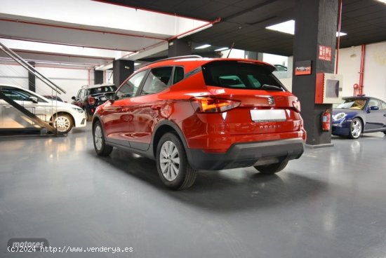 Seat Arona 1.0 TSI 95CV Style Ecomotive de 2020 con 50.000 Km por 14.400 EUR. en Madrid