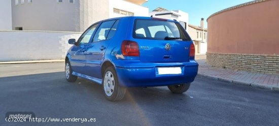 Volkswagen Polo 1.4 TDi 75cv de 2001 con 208.000 Km por 2.700 EUR. en Sevilla