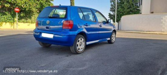 Volkswagen Polo 1.4 TDi 75cv de 2001 con 208.000 Km por 2.700 EUR. en Sevilla