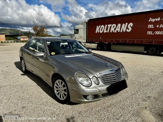 Mercedes Clase E 280 ELEGANCE  CDI de 2008 con 167.000 Km por 10.900 EUR. en Madrid