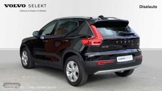 Volvo XC40 XC40 T3 Momentum Manual de 2020 con 96.200 Km por 18.900 EUR. en Barcelona