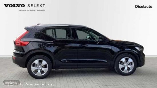 Volvo XC40 XC40 T3 Momentum Manual de 2020 con 96.200 Km por 18.900 EUR. en Barcelona