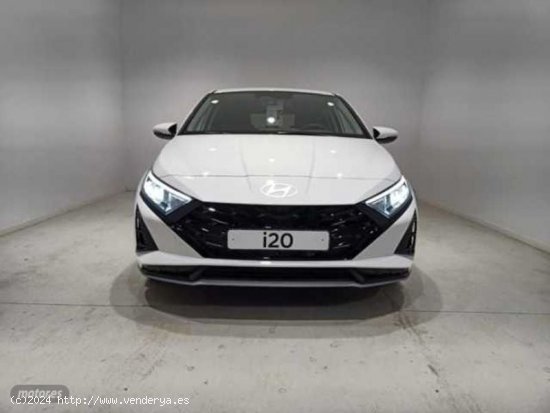 Hyundai i20 1.0 TGDI Tecno 48V 100 de 2024 con 2.000 Km por 21.000 EUR. en Almeria