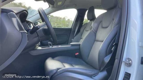 Volvo XC 60 XC60 Plus, B4 Semihibrido, Diesel, Dark de 2024 con 9.200 Km por 4.690 EUR. en Vizcaya