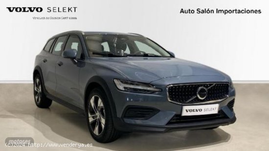 Volvo V 60 V60 Cross Country Core, B4 (diesel) AWD, Diesel de 2023 con 5 Km por 48.900 EUR. en Astur