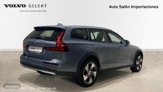 Volvo V 60 V60 Cross Country Core, B4 (diesel) AWD, Diesel de 2023 con 5 Km por 48.900 EUR. en Astur