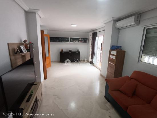  SE VENDE FANTÁSTICO ATICO EN ALICANTE, ZONA HOSPITAL - ALICANTE 