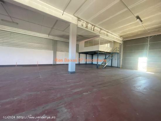 REF 4112 NAVE 450M2 CON TRIFÁSICA ( MOS ) - PONTEVEDRA